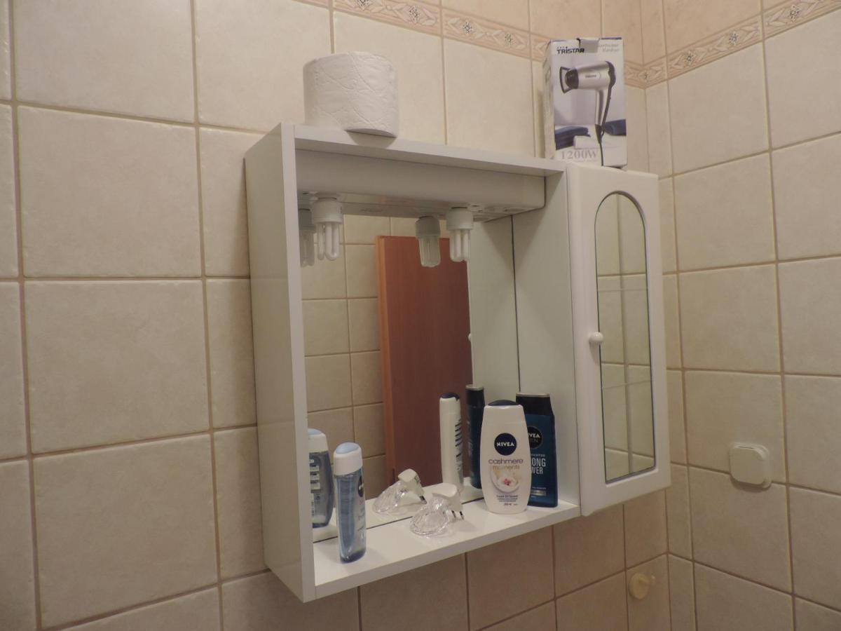 Apartmani Lavanda Pag Town Habitación foto