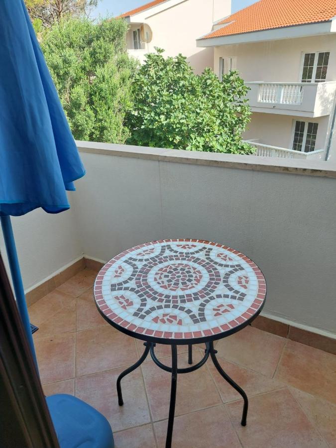 Apartmani Lavanda Pag Town Exterior foto